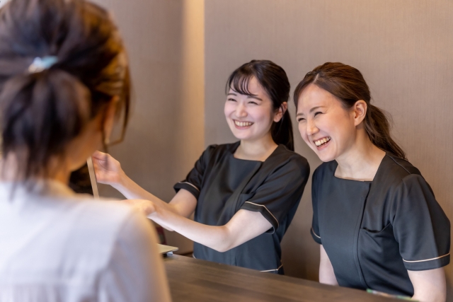 辞めるエステサロン／辞めないエステサロンの違い【人材育成と採用設計】